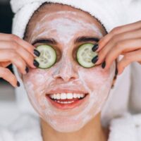 پاک‌کننده‌های پوست صورت و تفاوت آنها | AilaMarket